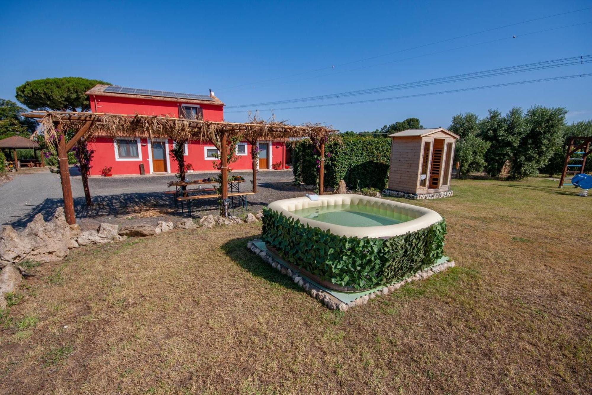 Agriturismo L'Istrice Di Gio Монтальто-ді-Кастро Екстер'єр фото